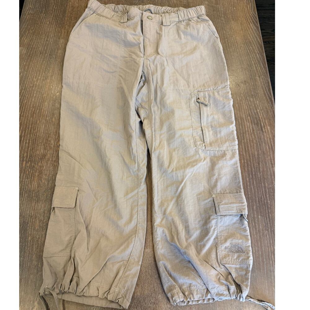 The North Face Khaki Capri Coulotte Cargo Pants Hiking Camping Outdoors Women M